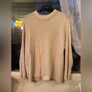 American Eagle Ladies Size M Beige Crew Neck Sweater